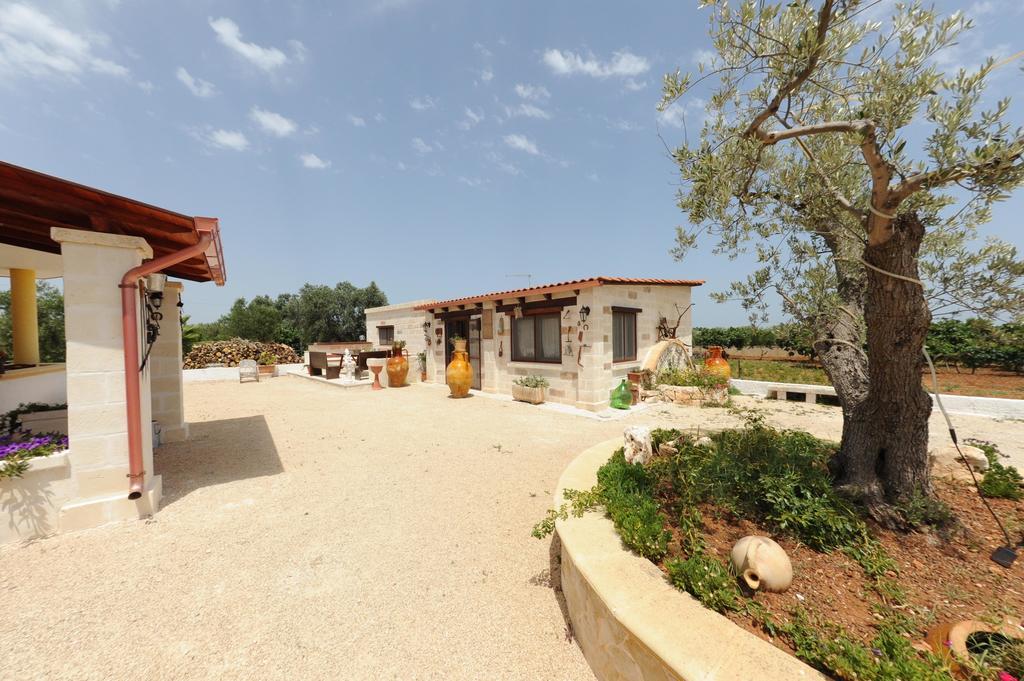 B&B Il Giardino Degli Ulivi Torre Santa Sabina Esterno foto